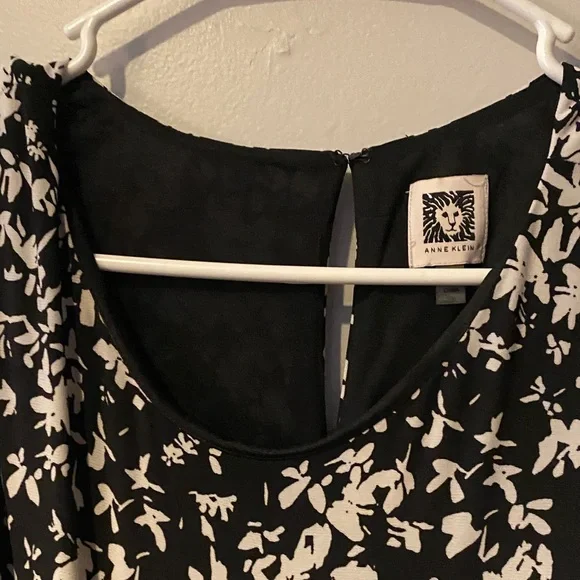 Anne Klein Black and White Floral Midi Dress - Picture 2 of 2